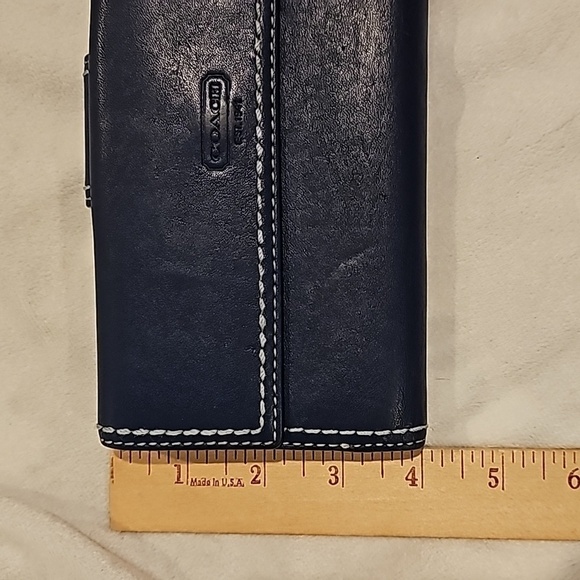 Coach navy blue leather wallet clasp closure multiple car slots - Picture 3 of 11